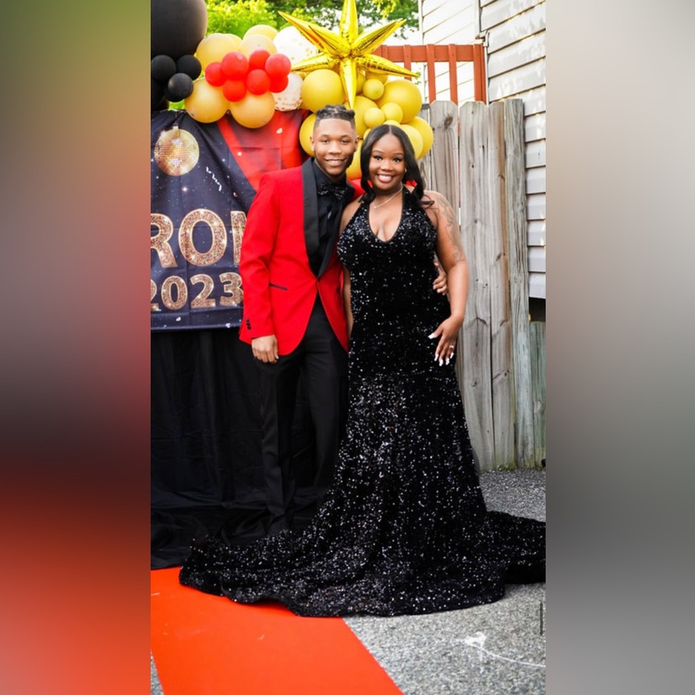 BLACK SEQUIN PROM GOWN